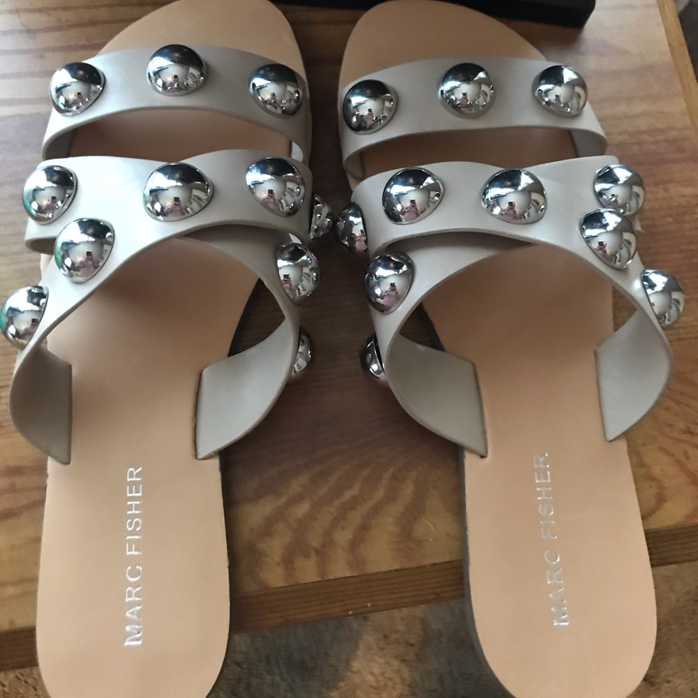 Adorable Marc fisher sandals.